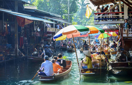 Bezoek de klongs in Bangkok. Een van de bekendste bezienswaardigheden in Thailand | KILROY