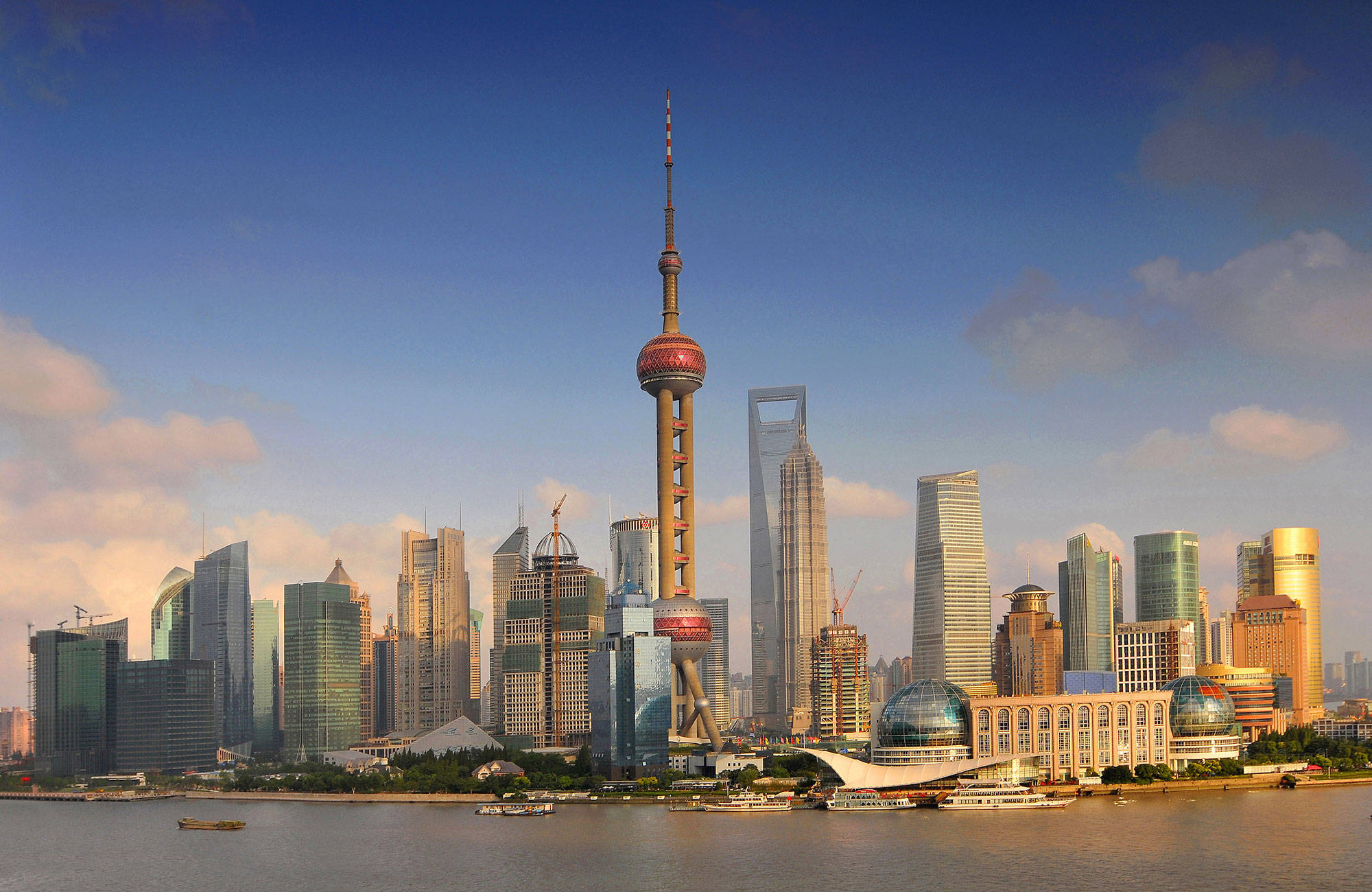 Skyline van Shanghai | Beste reistijd mei | Beste bestemmingen mei | Reiskalender | KILROY