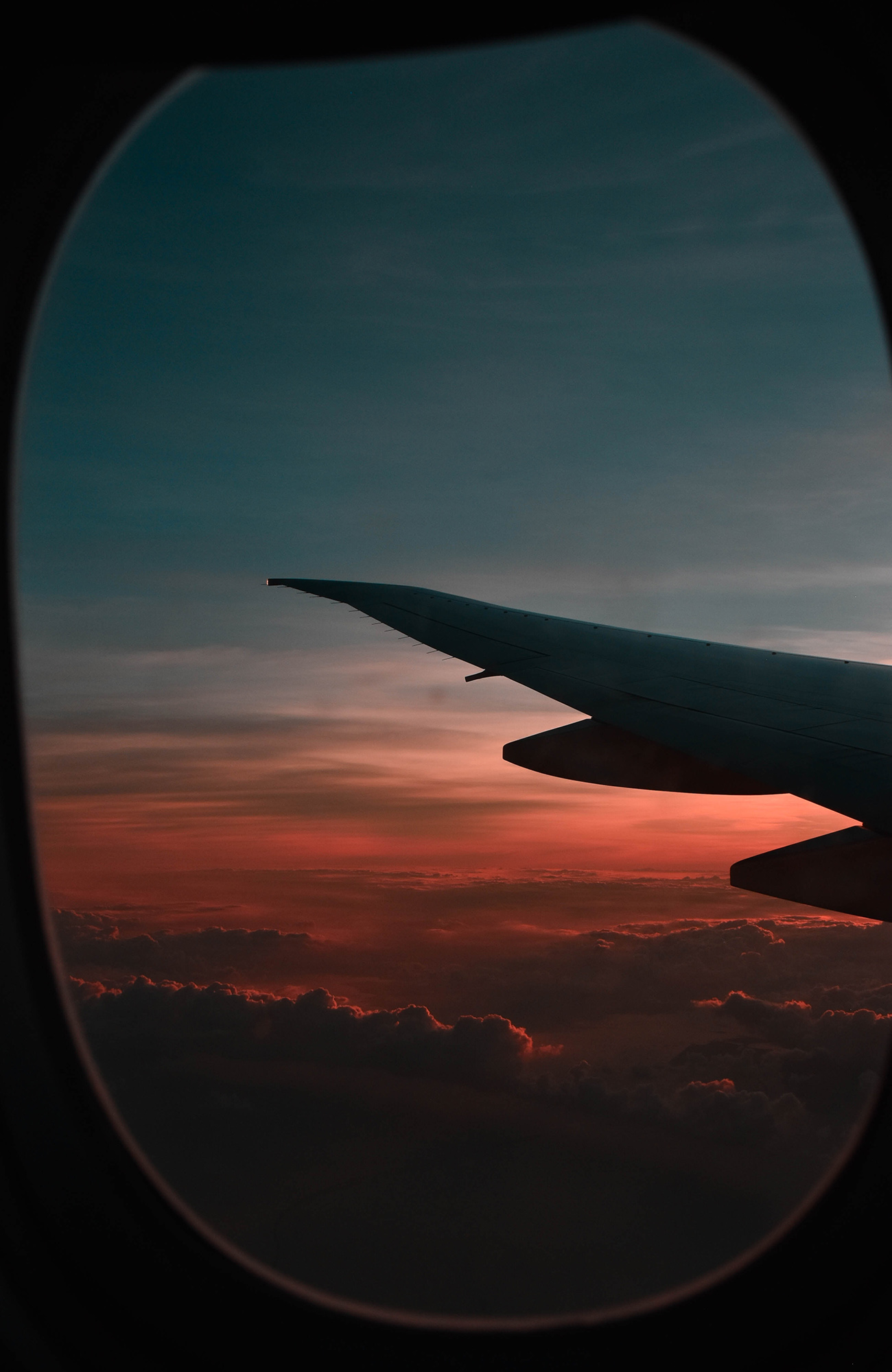 Uitzicht vanuit het raam van een vliegtuig | Reizen Christchurch