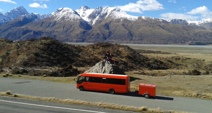 Reis met de bus door de bergen van Nieuw-Zeeland | KILROY
