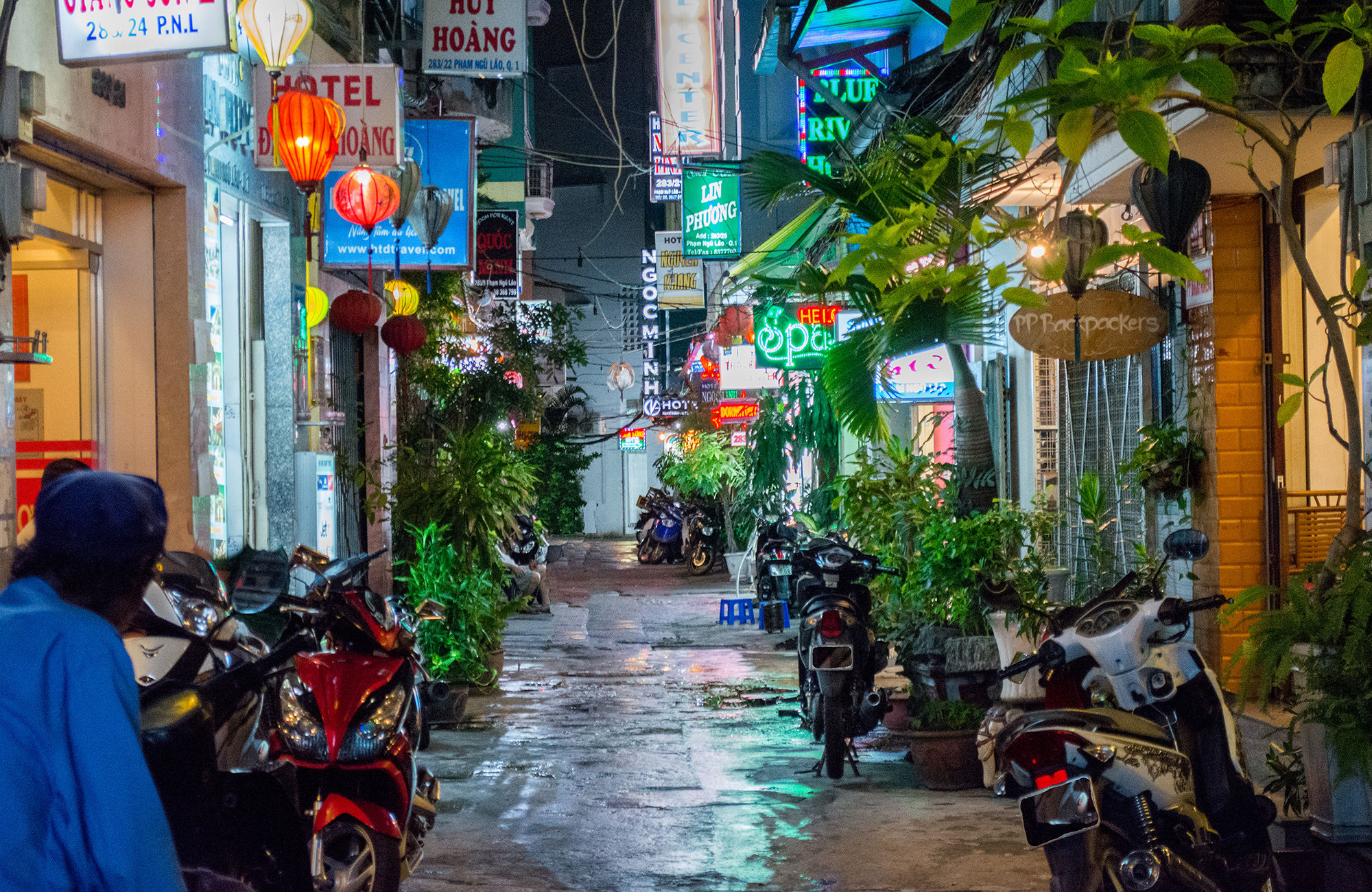 Straatje in Ho Chi Minh City | Backpacken Vietnam | KILROY