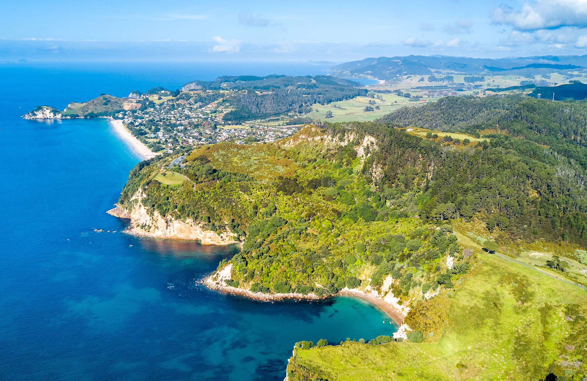 Luchtfoto van Coromendal, Nieuw-Zeeland | Reizen 2020 | Beste bestemmingen 2020 | KILROY
