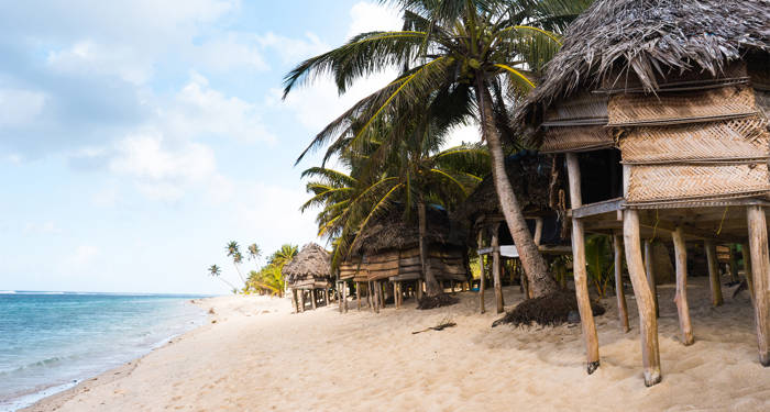 Prachtige zandstrand en bungalows in Samoa | KILROY