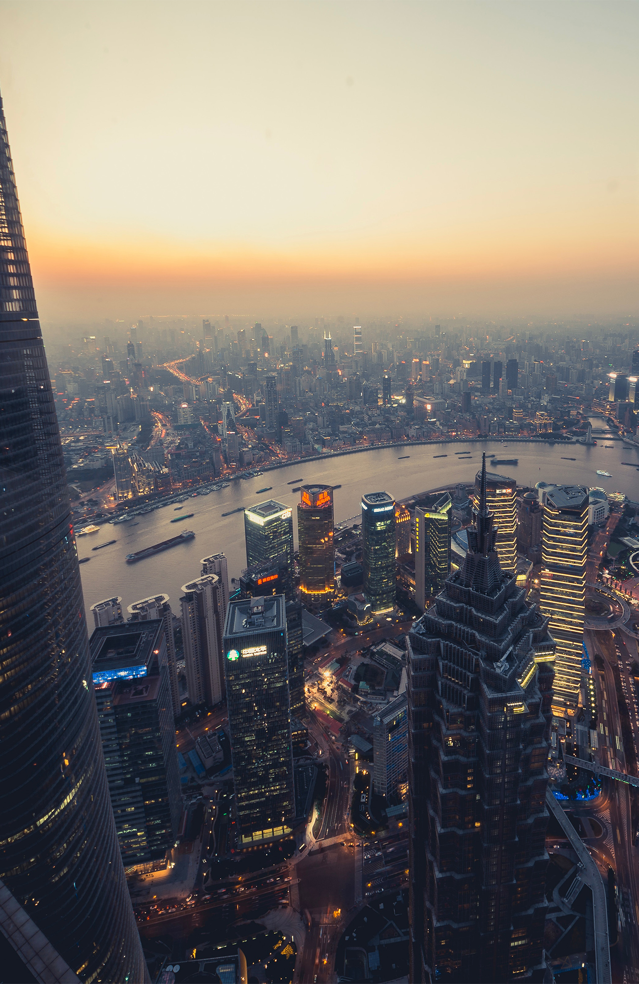 Uitzicht op de rivier in Shanghai | KILROY