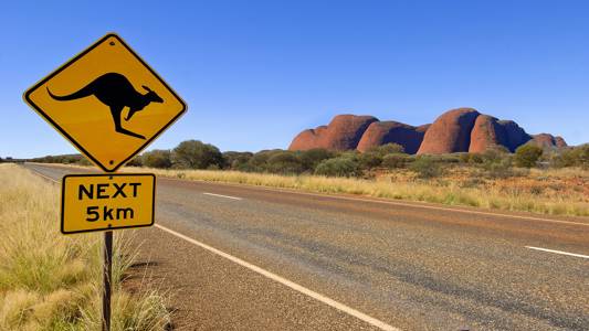 Verkeersbord langs de weg in Australië | Beste reistijd februari | Beste bestemmingen februari | Reiskalender | KILROY