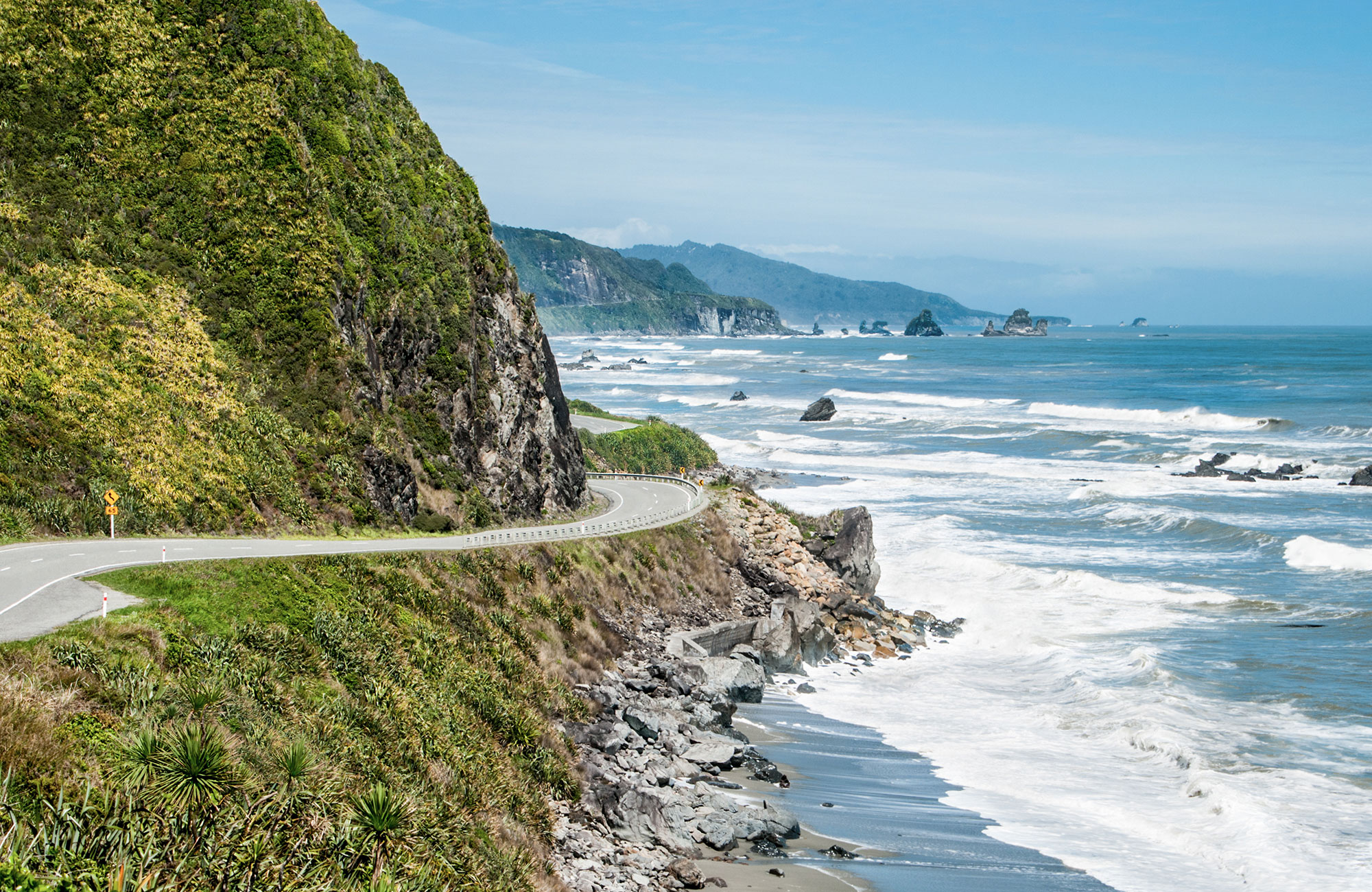 Rijd met de Condo camper langs de kust | Camperhuur Nieuw-Zeeland | KILROY