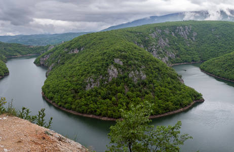 Bocht in de rivier Vrbas | Reizen naar Bosnië en Herzegovina | KILROY