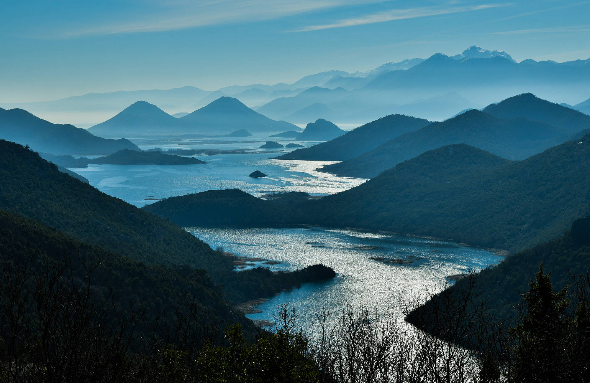 Uitzicht op prachtig meer in Montenegro in de Balkan | KILROY