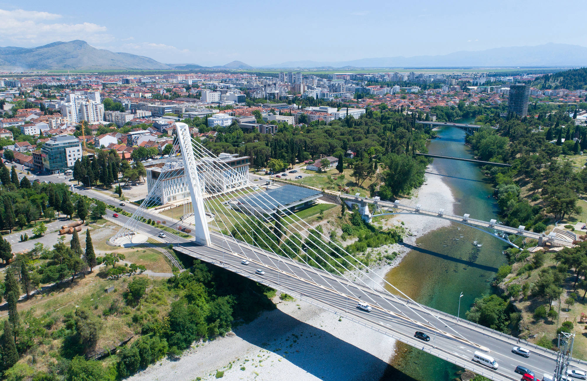 Luchtfoto van de Millennium burg | Reizen naar Podgorica | KILROY