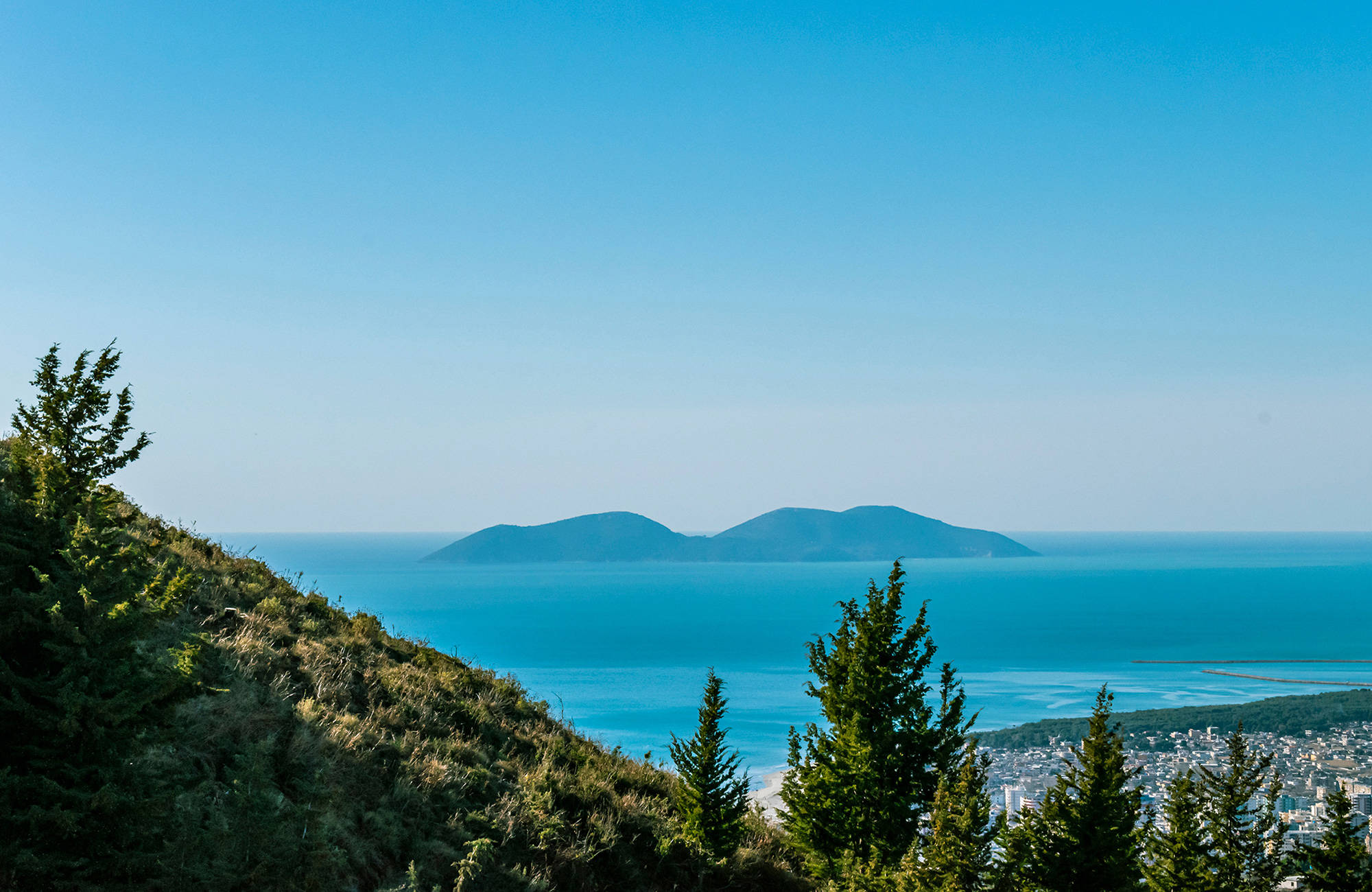 Uitzicht op Sazan Island | Reizen naar Vlora | KILROY