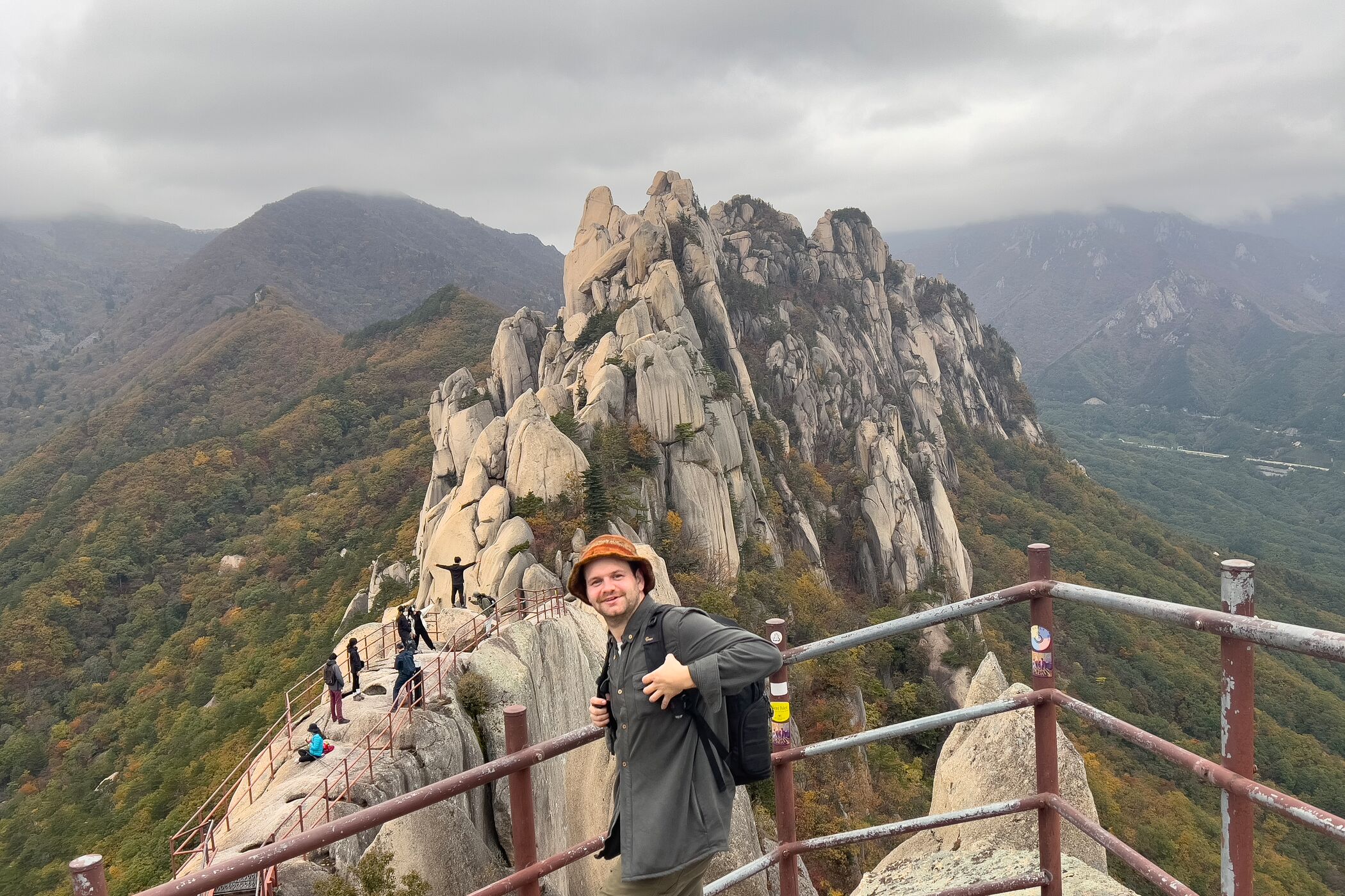 Web Horizontal IPHONE13PRO ALBERT IN KOREA NATUREPARK 05