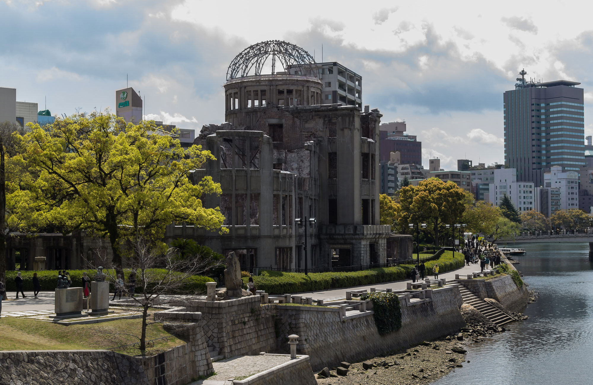 Genbaku Dome in Hiroshima Peace Memorial Park | KILROY