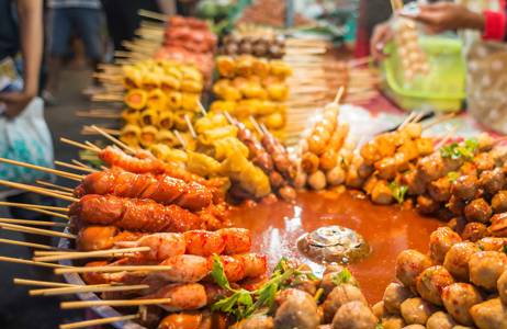 Streetfood in Bangkok: 1 van de hoogtepunten tijdens je rondreis in Thailand | KILROY