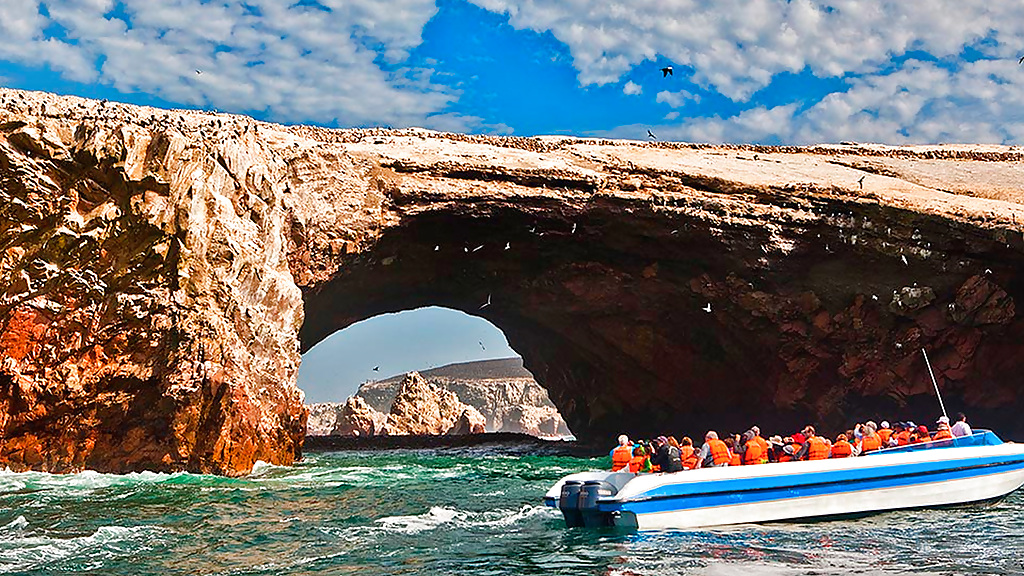 paracas_ballestas_islands_1280x720_for_navi_web