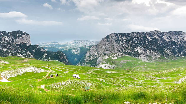 mountain-and-green-landscape-of-montenegro-adventure_1280x720_for_navi_web