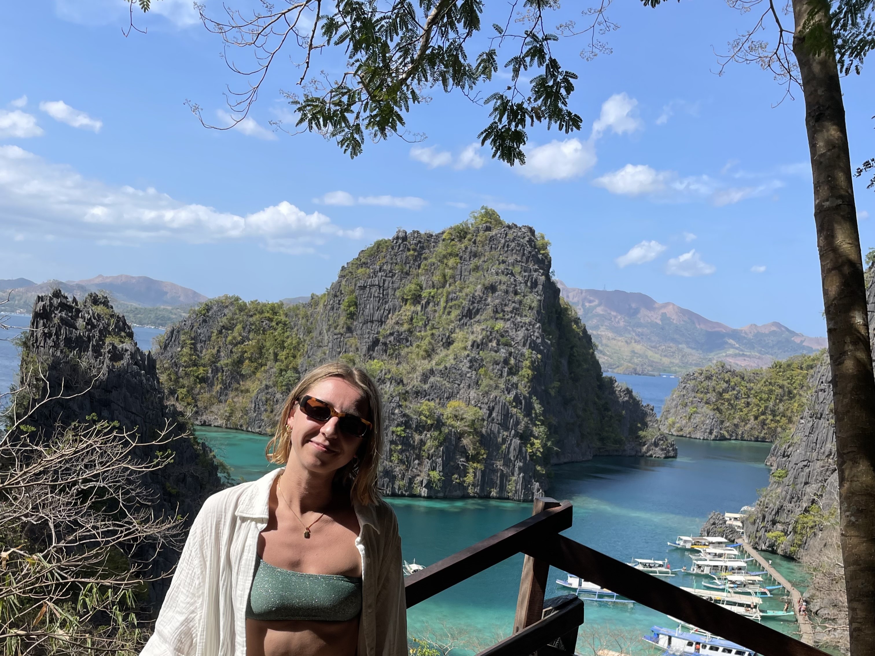 Liza met een prachtig uitzicht